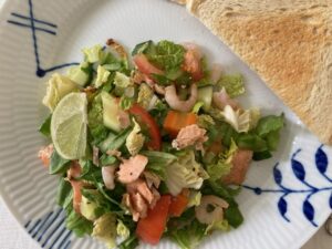 Laksesalat m rejer